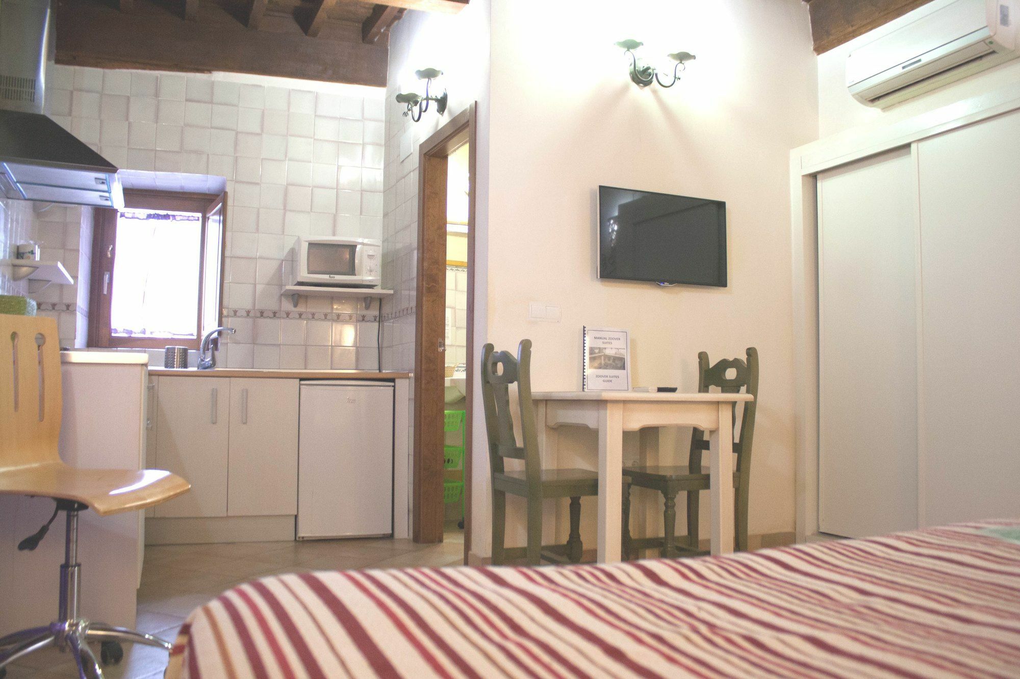 グラナダ アバディア スイーツ Bed & Breakfast エクステリア 写真